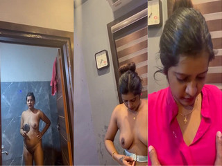 Mallu Beautiful Young Aunty Bathing